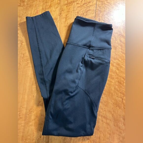 All In Motion, ankle leggings, zippered pockets, size XS, excellent condition - Picture 1 of 3